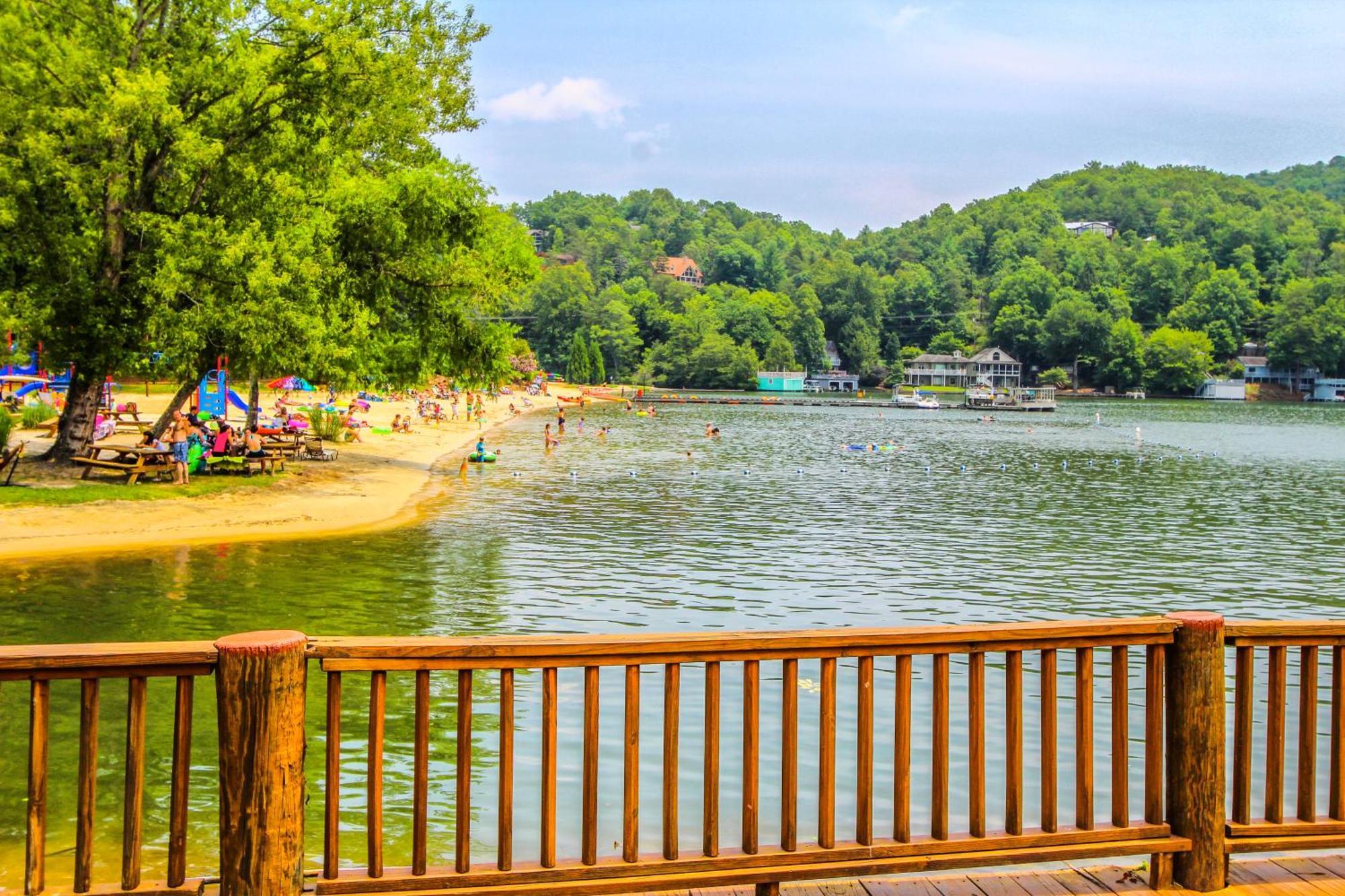 Hotel Fox Run At Lake Lure Exterior foto